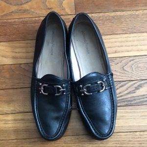 Donald Pliner Black Suzy Loafer - Size 10M